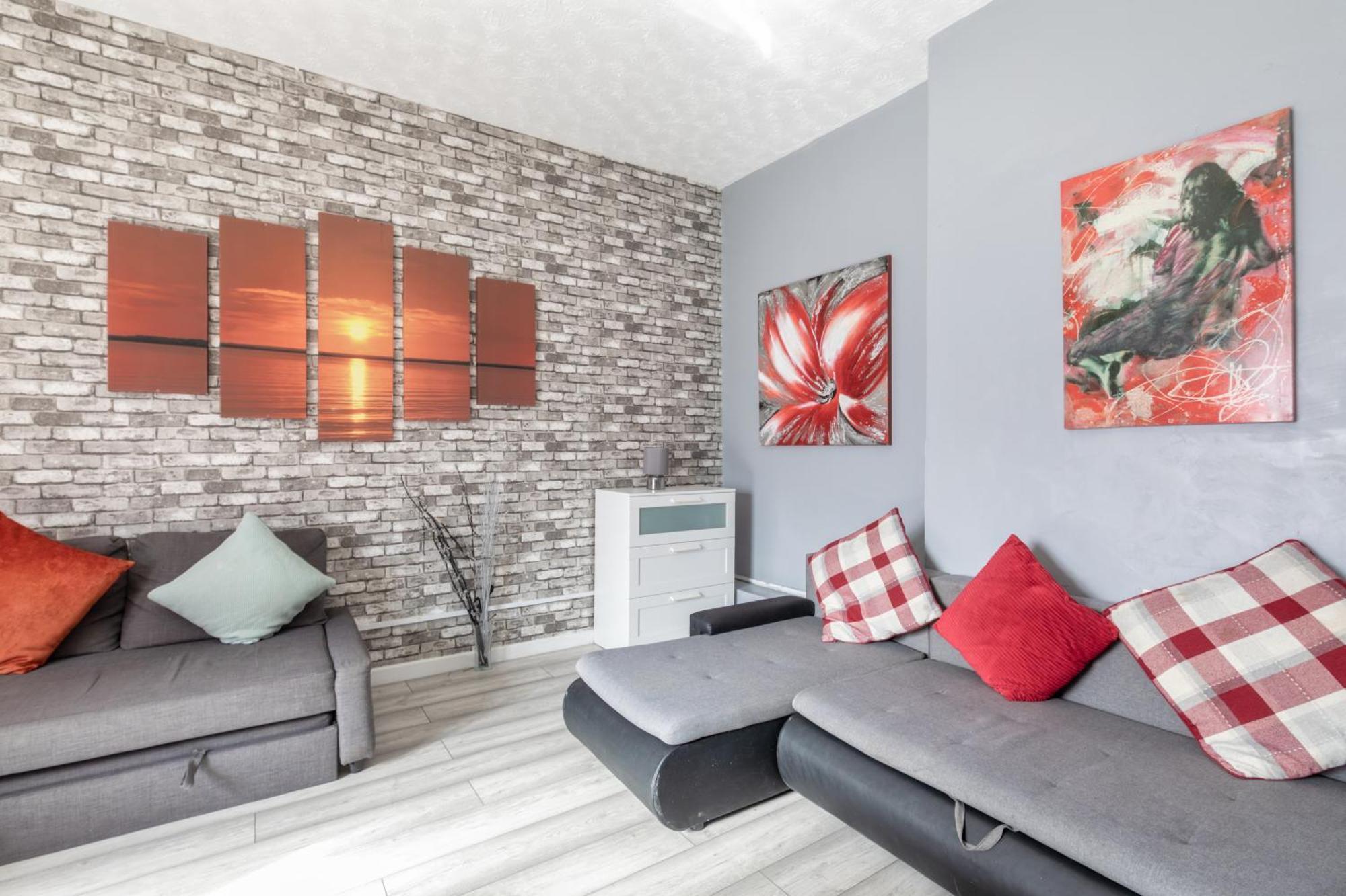 Centre Super Spacious Town House Free Parking And Wi-fi Appartamento